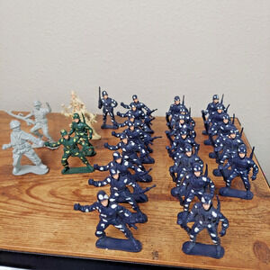 Army Action Figures Lot 27 Plastic Army Men Mixed Lot Toys Cake Toppers Military